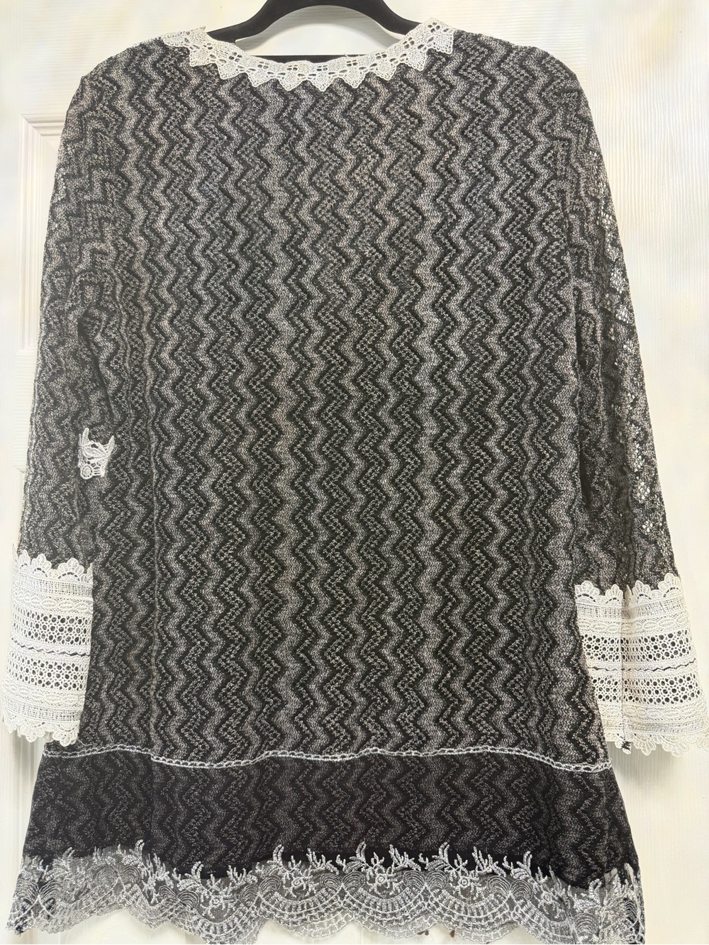 Passion Concept Whimsigoth Lace Tunic Blouse Black White Fairycore Size L EUC - Picture 3 of 9
